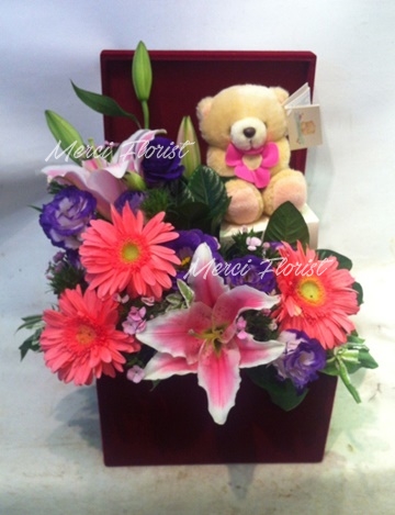 **Little Pink** Lily & Gerbera Flower Box<br>百合花及太陽花花盒-粉色
